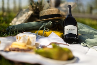 Picnic Champagne Drappier